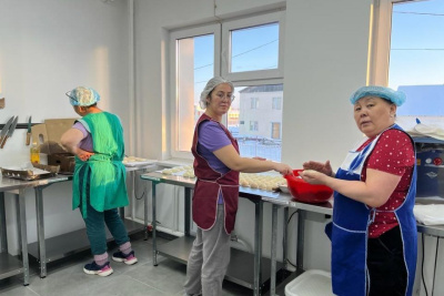 Коллектив школы из Усть-Алданского района принял участие в акции Народного фронта «Все для Победы!» / Мария Горохова   