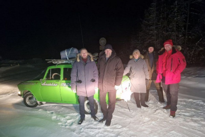 Известные блогеры путешествуют по Якутии на стареньком «Москвиче» / ЯСИА   