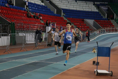 В Якутске разыграли медали чемпионата республики по легкой атлетике / Дьулустаан Сергеев   