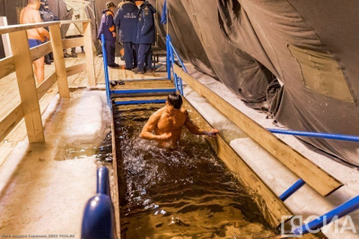 Как подготовить организм к купанию на Крещение и кому противопоказано окунание в прорубь / devysia   