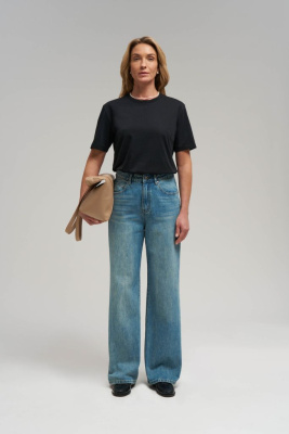 Футболка женская