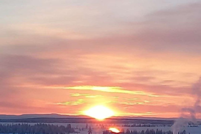 Первый рассвет после долгой полярной ночи встретили жители села Намы в Булунском районе / ЯСИА  Булунский Республика Саха (Якутия)