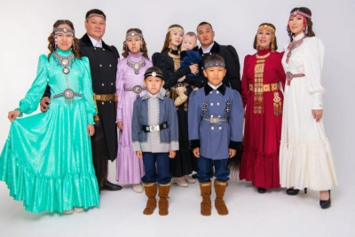 Семья Новгородовых из Чурапчинского района представит Якутию на форуме «Родные-Любимые» / ЯСИА   