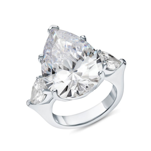 Серебряное кольцо с фианитами