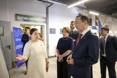 Айсен Николаев: «Оптимизация в сфере образования не должна быть проведена в ущерб учебному процессу» / ЯСИА   