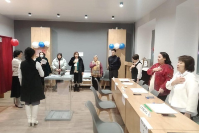 В Верхневилюйском районе начались досрочные выборы главы улуса / Саина Титова   