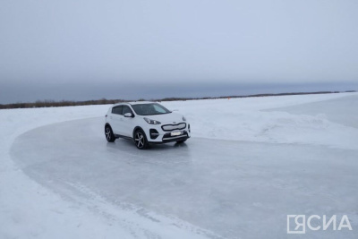 Порядок продления водительских прав разъяснили в центре «Мои документы» / ЯСИА   