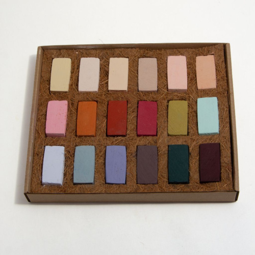 Набор пастели сухая, мягкая ручной работы EARTHBERRY "Светлый путь", 18 цветов