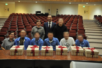 Айсен Николаев посетил раненых якутян в госпитале имени Вишневского / ЯСИА   