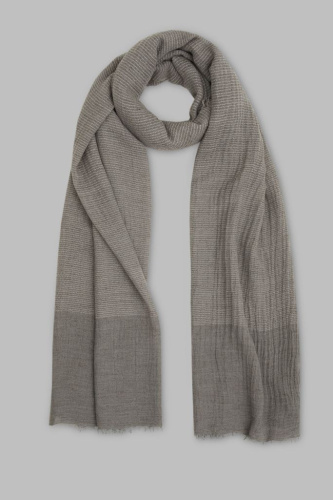 Шарф из мягкого смесового материала