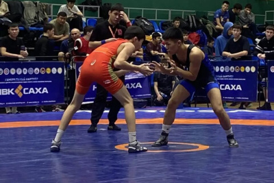 Выявлены победители первенства Якутии по греко-римской борьбе / Дьулустаан Сергеев   