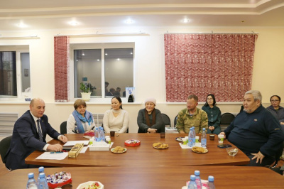 Глава Мирнинского района встретился в Арылахе с семьями военнослужащих /   Мирнинский Республика Саха (Якутия)