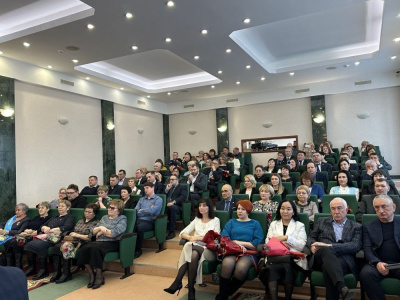 Александр Басыров: «Мы живем и трудимся для блага новых поколений» /    