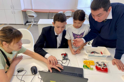 В Якутске прошел конкурс «Инженерная семья — 2024» / ЯСИА Якутск Якутск Республика Саха (Якутия)