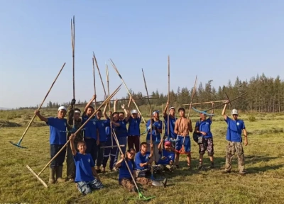 Более 4500 подростков в Якутии нашли работу на время школьных каникул в 2025 году / ЯСИА   Республика Саха (Якутия)