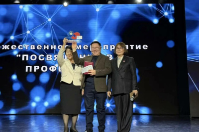 Национальный центр медицины Якутии стал лидером по привлечению молодых специалистов / Саина Титова   