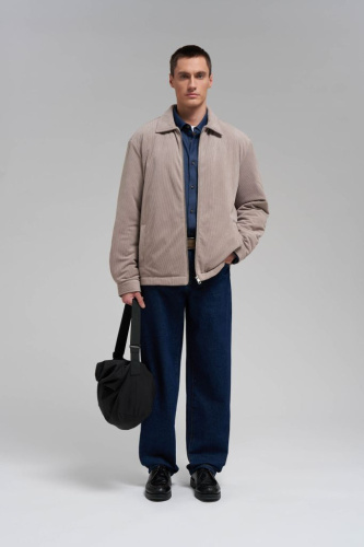 Утепленная куртка из вельвета