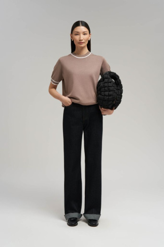 Легкий джемпер с короткими рукавами