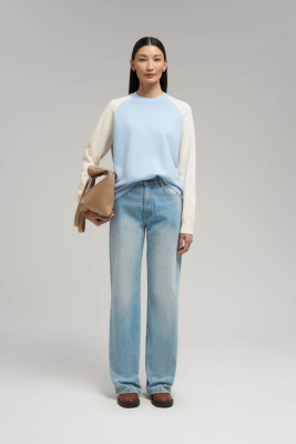 Свободный джемпер с рукавами-реглан