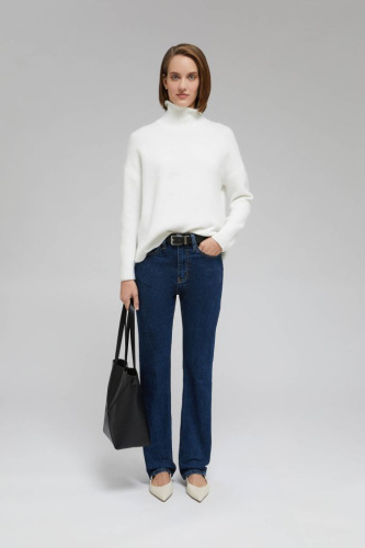 Джинсы regular fit