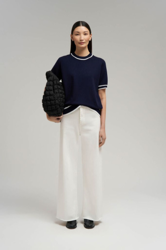 Легкий джемпер с короткими рукавами