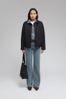 Утепленная куртка с отложным воротником