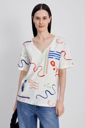 Футболка с абстрактным принтом