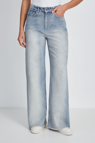 Джинсы wide leg fit женские