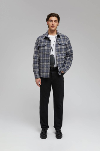 Джинсы tapered fit