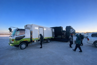 Франчайзи «Пятёрочки» в Якутске запустил аэролодку для доставки свежих продуктов / ЯСИА Якутск Якутск Республика Саха (Якутия)