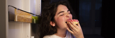 Выявлена связь недосыпа и ожирения