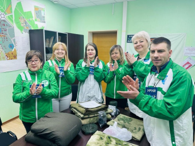 Айхальский клуб солдатских жен и матерей принимает участие в конкурсе /    
