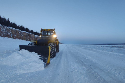 На автозимнике «Умнас» в Хангаласском и Олекминском районах увеличили грузоподъемность / ЯСИА   