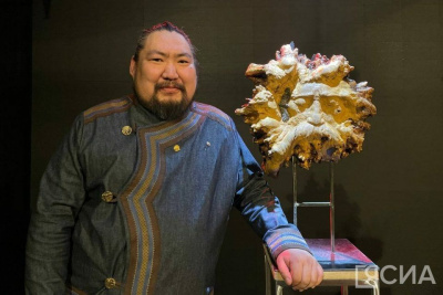 В Якутске открылась персональная выставка скульптора Николая Чоччасова / Майя Гоголева Якутск Якутск Республика Саха (Якутия)