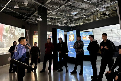 В историческом парке Якутска провели экскурсионную лекцию о Сталинградской битве для студентов / Саина Титова Якутск Якутск Республика Саха (Якутия)