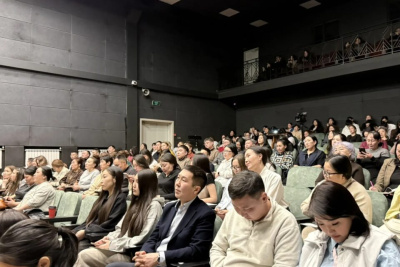 Молодежь Нюрбы и эксперты АГУИККИ разрабатывают стратегию развития улуса / ЯСИА   