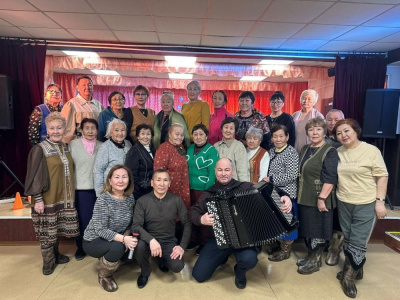 «Встреча поколений»: сюльдюкарцы принимали гостей из Мирного /    