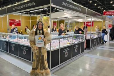 Изделия якутских мастеров покажут на крупнейшей ювелирной выставке России / ЯСИА   