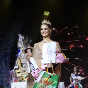 Анастасия Воронцова: «Свети ярко даже в темноте» /    