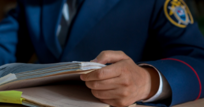 Возбуждено уголовное дело о незаконном участии в предпринимательской деятельности /    