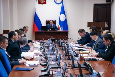 Глава Якутии поручил своевременно организовать подготовку к паводкоопасному периоду / ЯСИА   