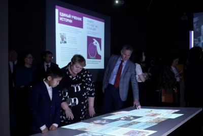 В историческом парке Якутска открыли выставку, посвященную этапам развития образования / ЯСИА Якутск Якутск Республика Саха (Якутия)