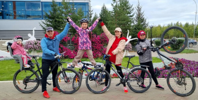 Семья из Мирного стала победителем в номинации конкурса "Счастливая семья - счастливая республика" /    