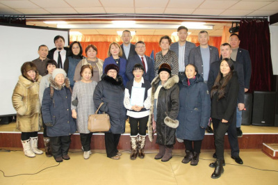 Жителей Сюльдюкара волнует дорога, сельское хозяйство и медицина /    