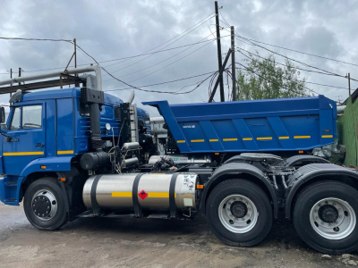 Автопарк планово пополнился отечественной техникой