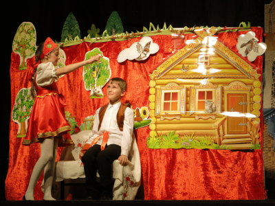 Стартует фестиваль «Театральная весна» /   Мирнинский Мирнинский