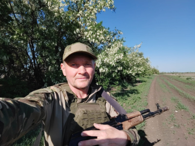 Ушел добровольцем /    