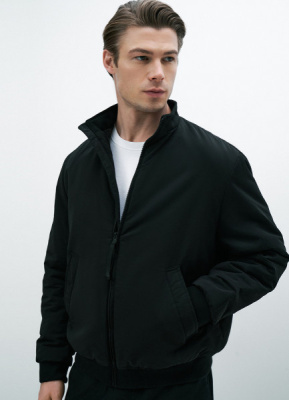 Утеплённый бомбер с воротником-стойкой, Черный