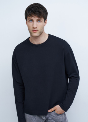 Базовый объёмный лонгслив, Черный