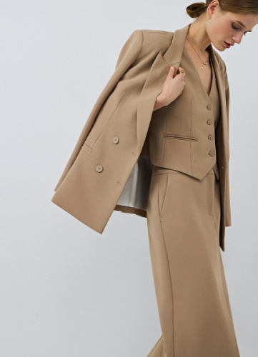 Жилет из поливискозы, Бежевый